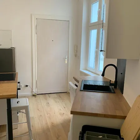 Perla Bratislavy Samostatne Odbavenie * Bratislava