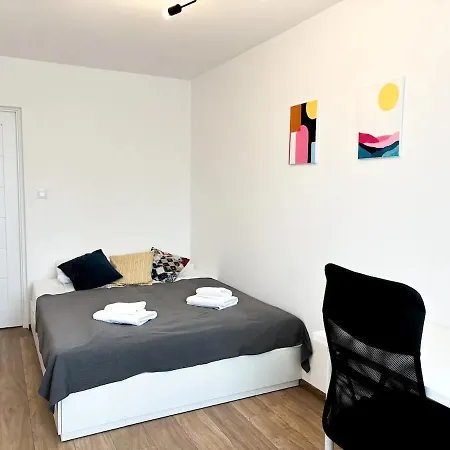 Appartement Perla Bratislavy Samostatne Odbavenie Bratislava