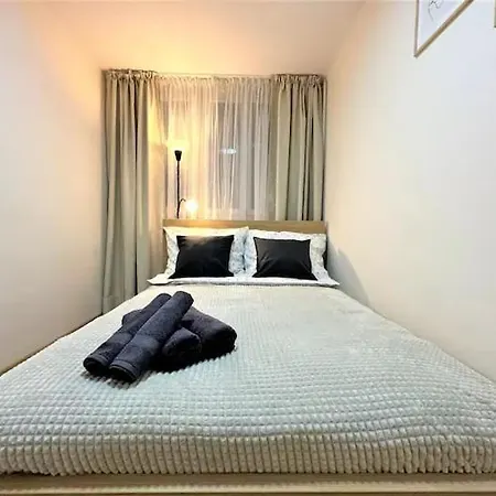 Perla Bratislavy Samostatne Odbavenie Appartement