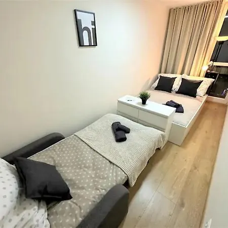 Perla Bratislavy Samostatne Odbavenie Appartement *