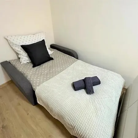 Appartement Perla Bratislavy Samostatne Odbavenie *