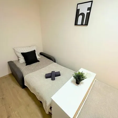 Perla Bratislavy Samostatne Odbavenie Appartement Bratislava
